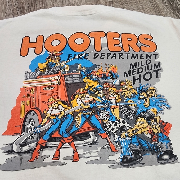 Hooters Other - HOOTERS Fire Department Graphic White T Shirt Distressed Men's Large